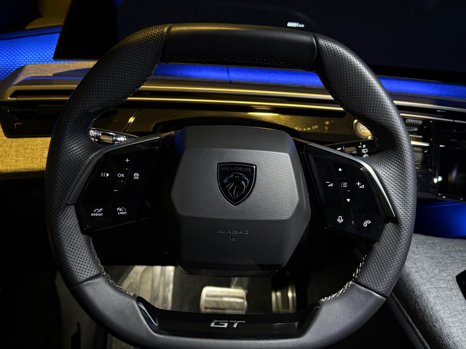 Peugeot e-5008 77 GT 7prs 5d