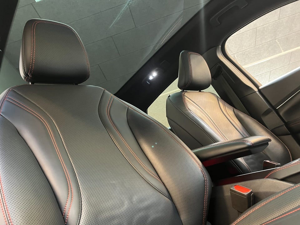 Ford Mustang Mach-E 98 Extended Range 5d