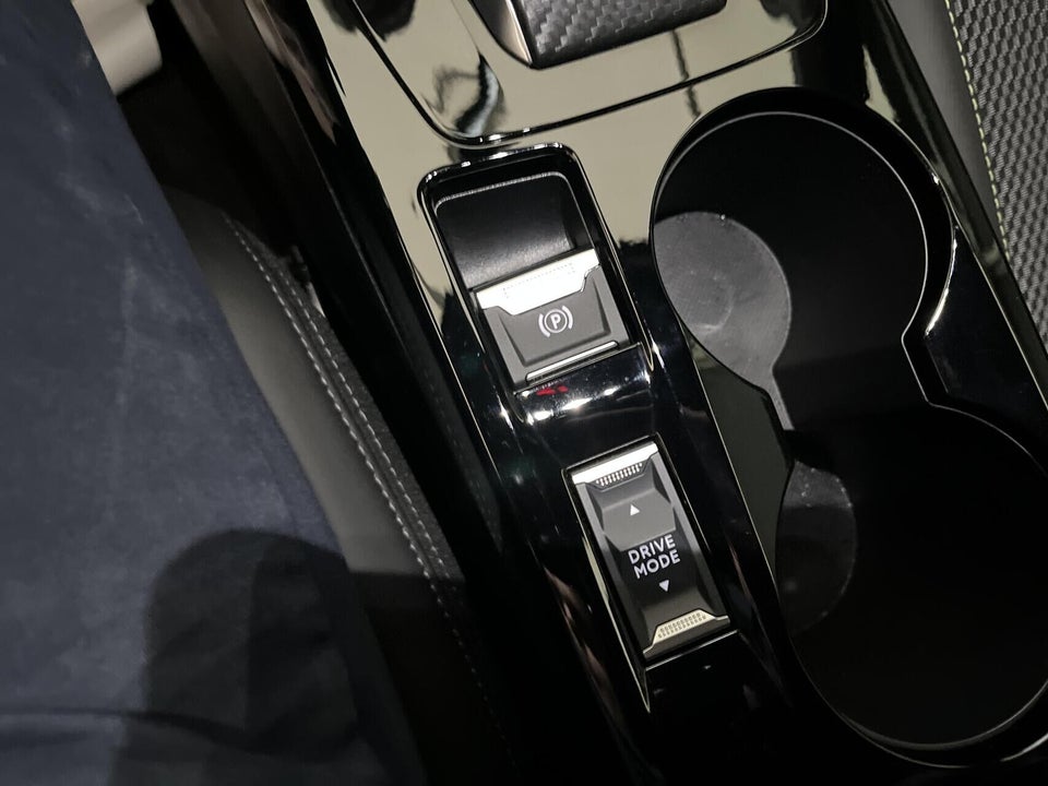 Peugeot e-2008 54 GT 5d