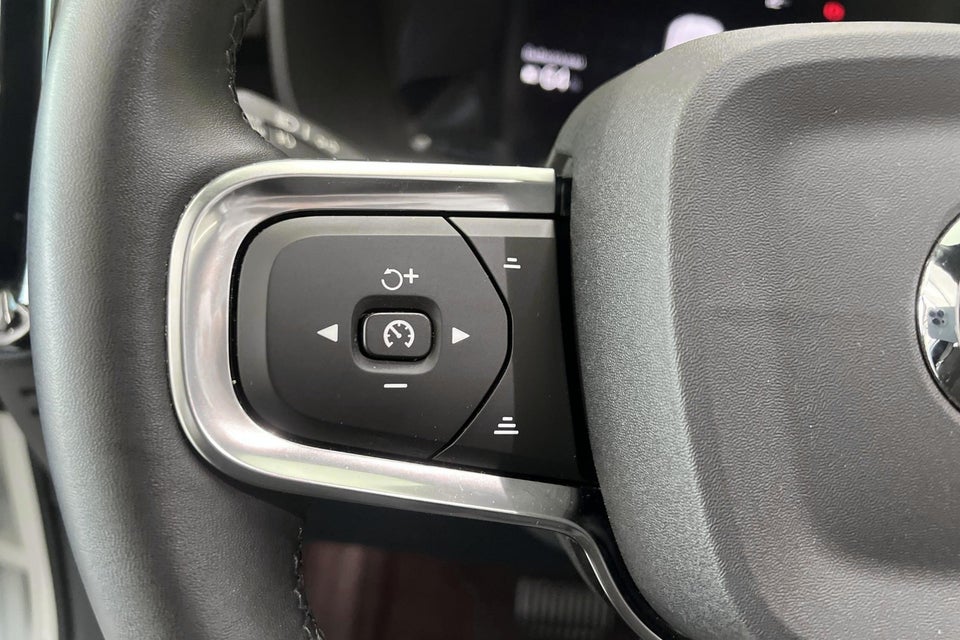 Volvo XC40 P8 ReCharge Twin Plus 5d