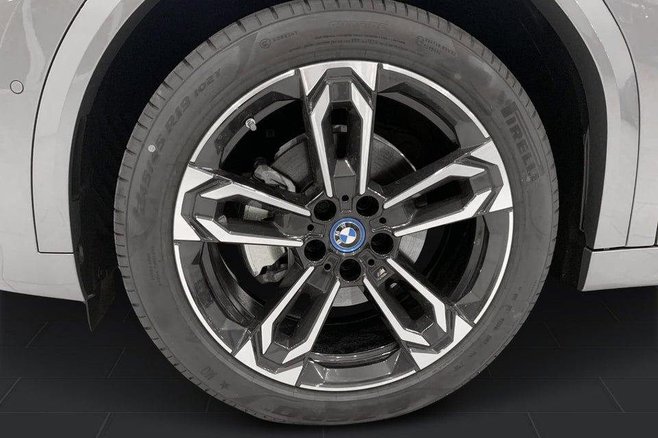 BMW iX2 eDrive20 M-Sport 5d