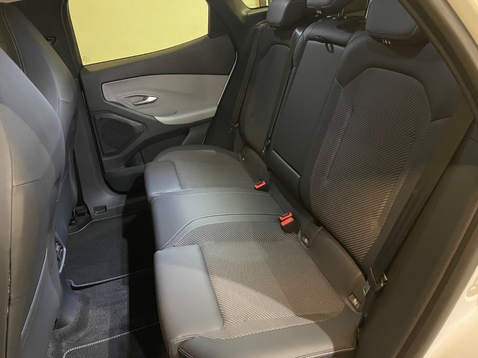 Ford Explorer 82 Select Extended Range 5d