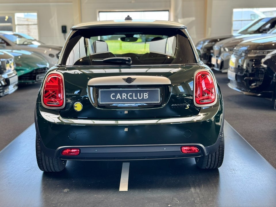 MINI Cooper SE Resolute Edition 3d