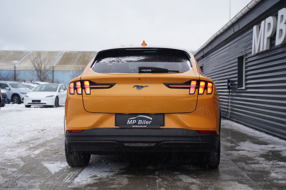 Ford Mustang Mach-E 72 Standard Range 5d