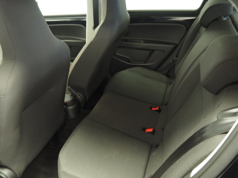 VW e-Up! Style Plus 5d