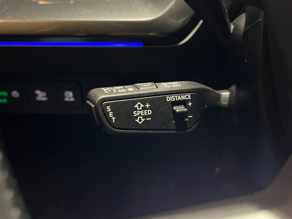 Audi Q4 e-tron 40 Advanced S-line 5d