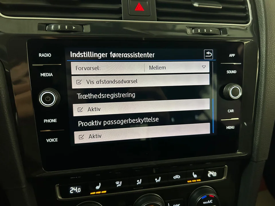 VW Golf VII 1,5 TSi 130 Comfortline DSG 5d