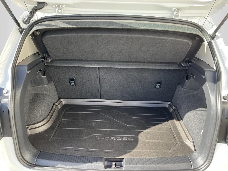 VW T-Cross 1,0 TSi 110 Life Team DSG 5d