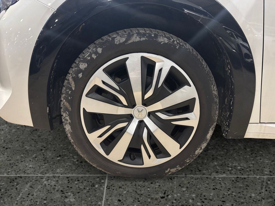 Peugeot e-208 50 Active Pack 5d