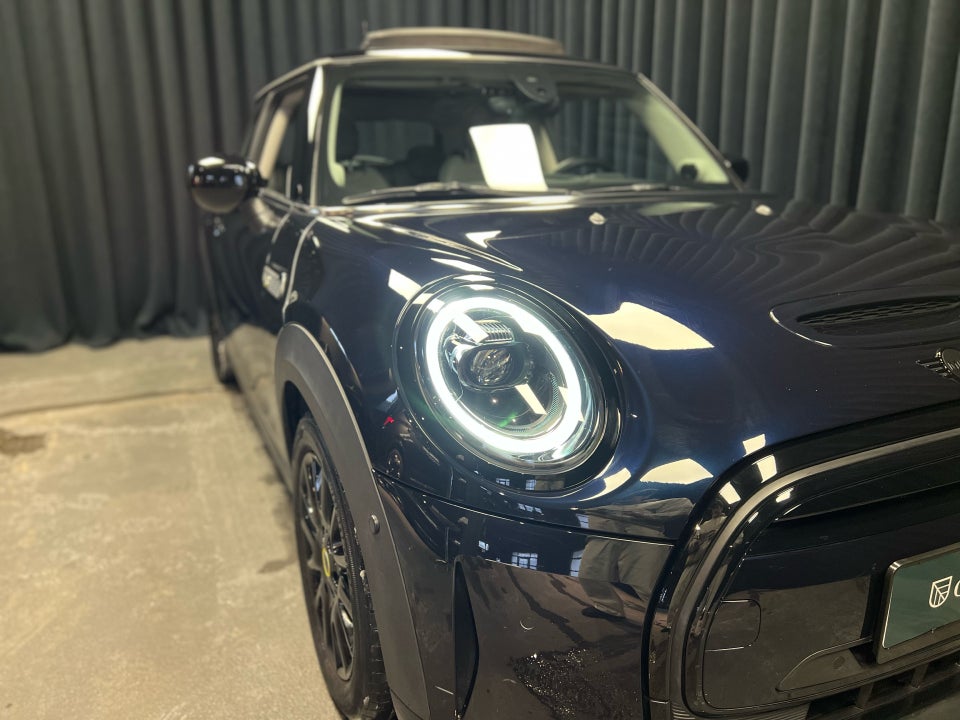 MINI Cooper SE Classic Trim 3d