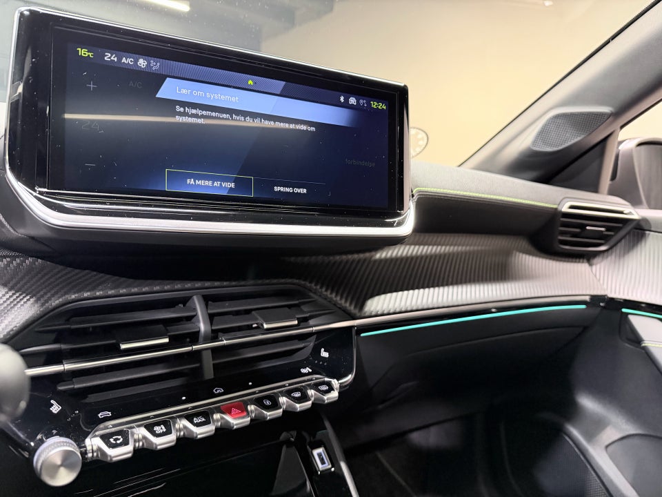 Peugeot e-208 54 GT Pack 5d