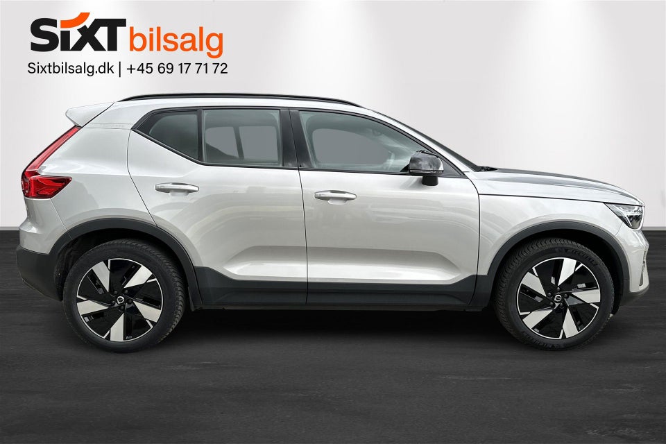 Volvo XC40 ReCharge Extended Range Plus 5d