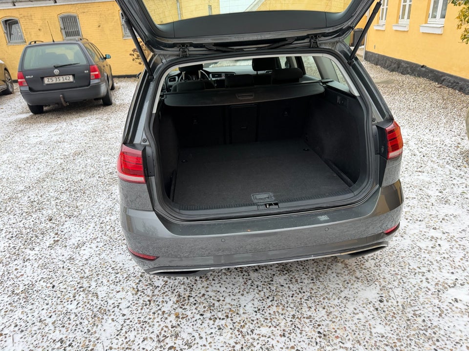 VW Golf VII 1,5 TSi 130 Comfortline DSG 5d
