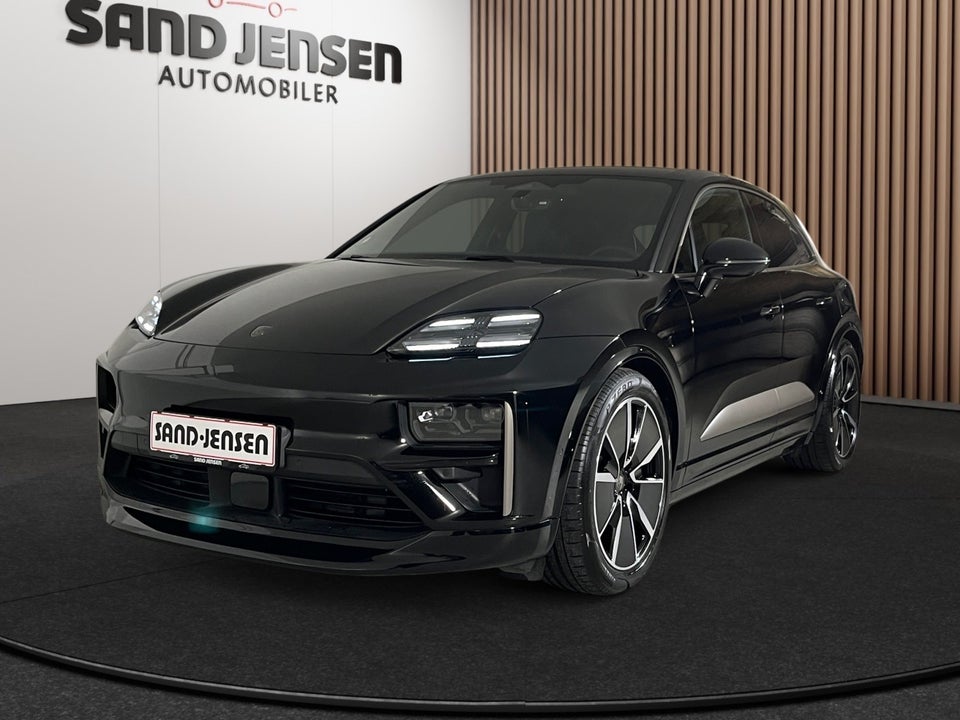 Porsche Macan Turbo 5d