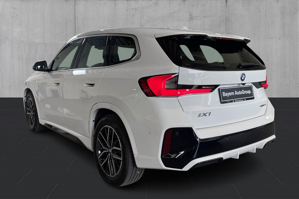 BMW iX1 xDrive30 M-Sport 5d