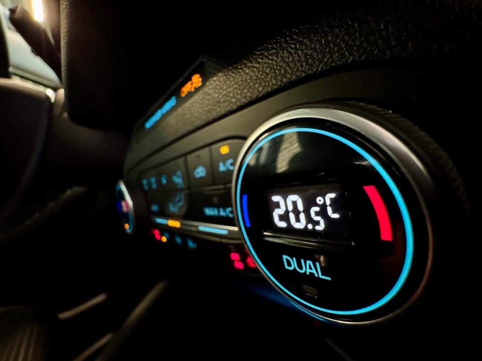 Ford Kuga 1,5 EcoBlue Titanium 5d