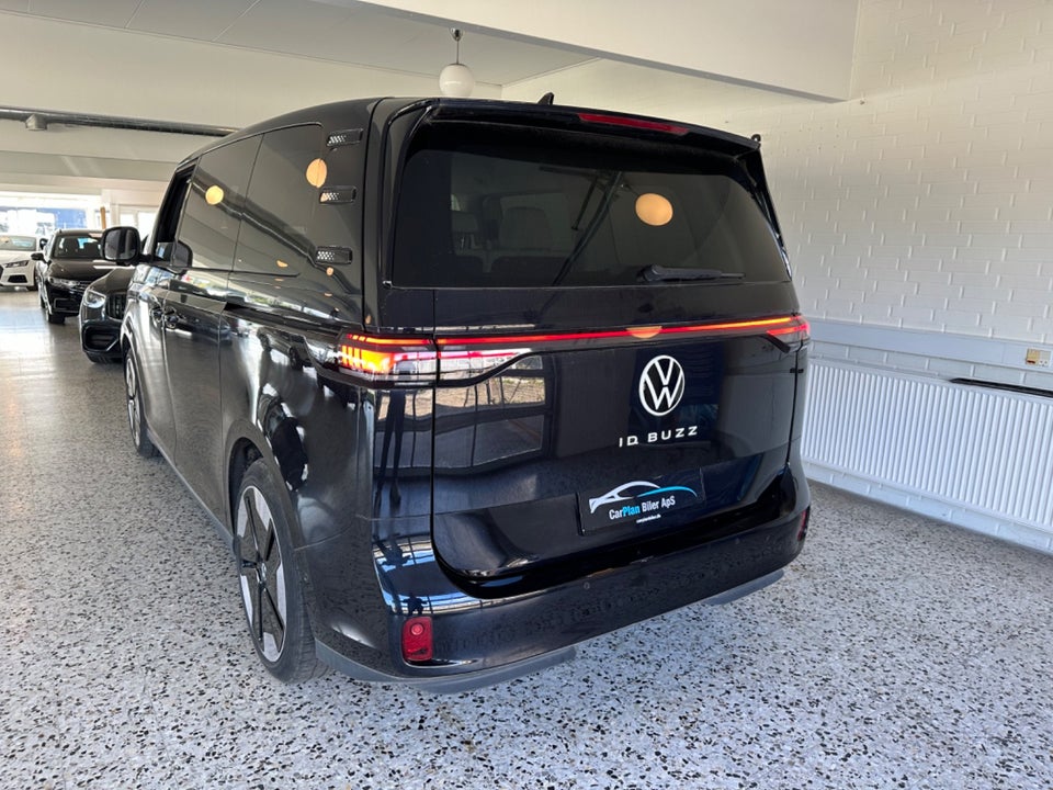 VW ID.Buzz 77 Style SWB 5d