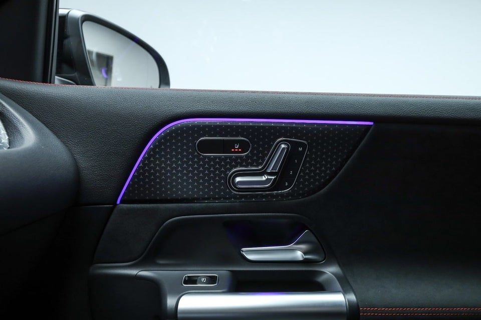 Mercedes EQA350 AMG Advance Plus 4Matic 5d