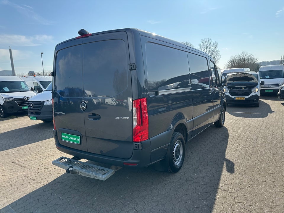 Mercedes Sprinter 317 2,0 CDi A2 Kassevogn aut. RWD