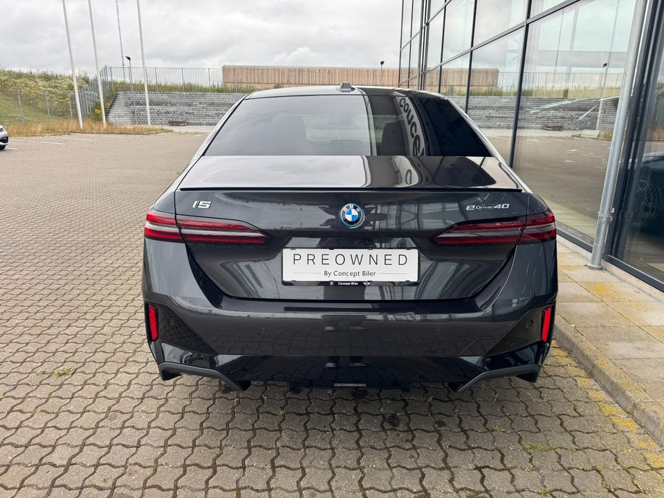BMW i5 eDrive40 M-Sport Pro 4d