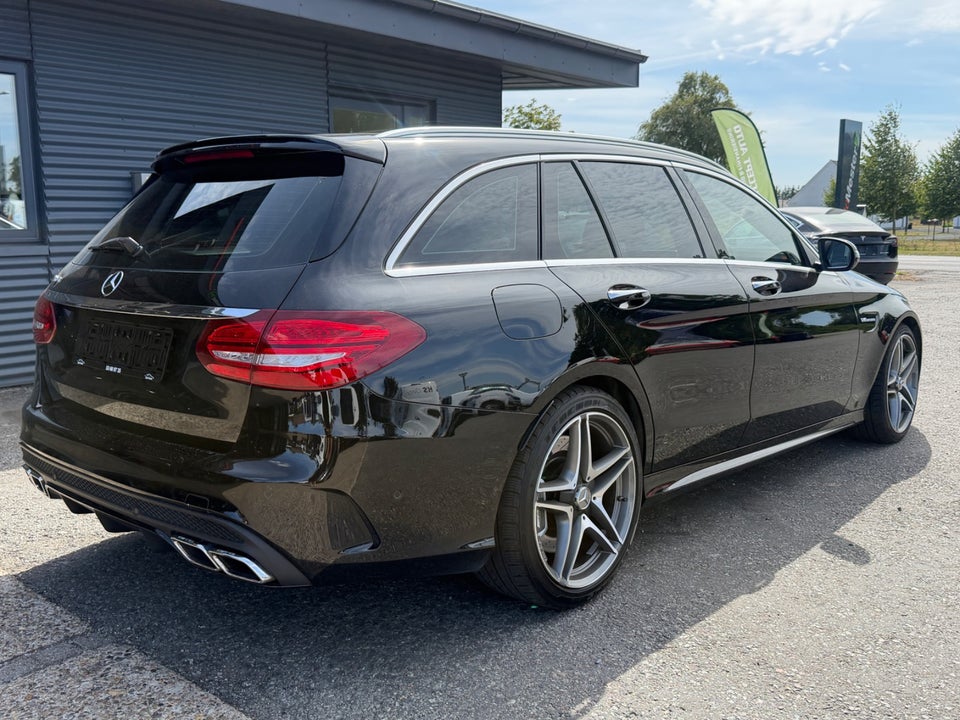 Mercedes C63 4,0 AMG stc. aut. 5d
