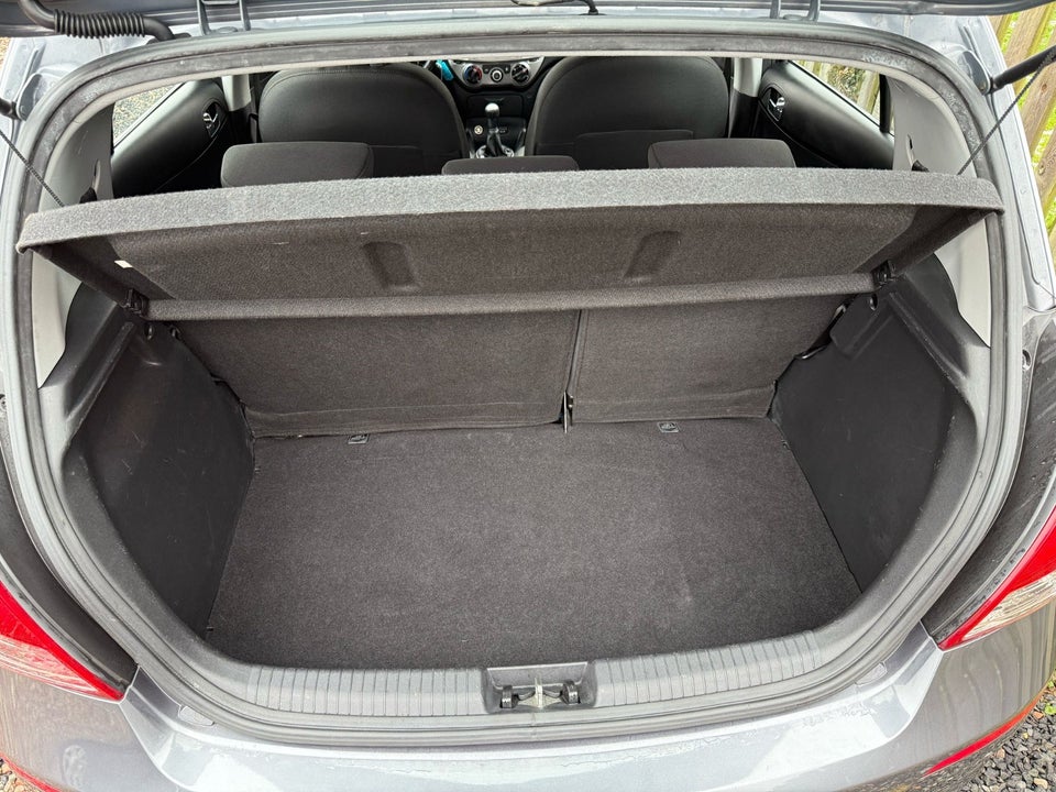 Hyundai i20 1,25 Classic XTR 5d