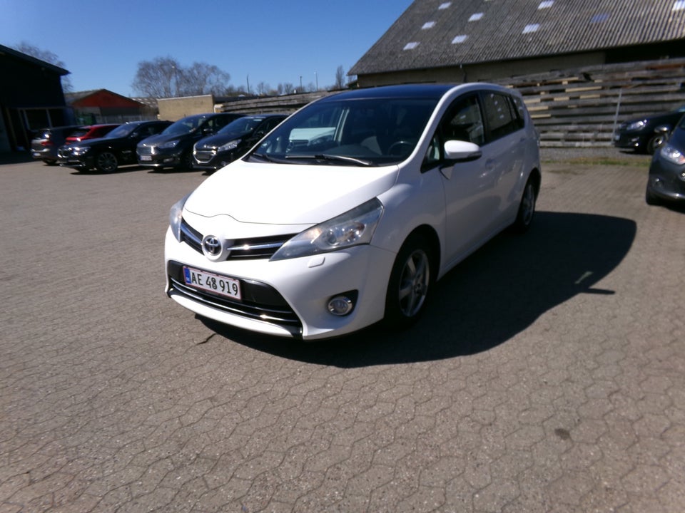 Toyota Verso 2,0 D-4D T2 Vision 7prs 5d