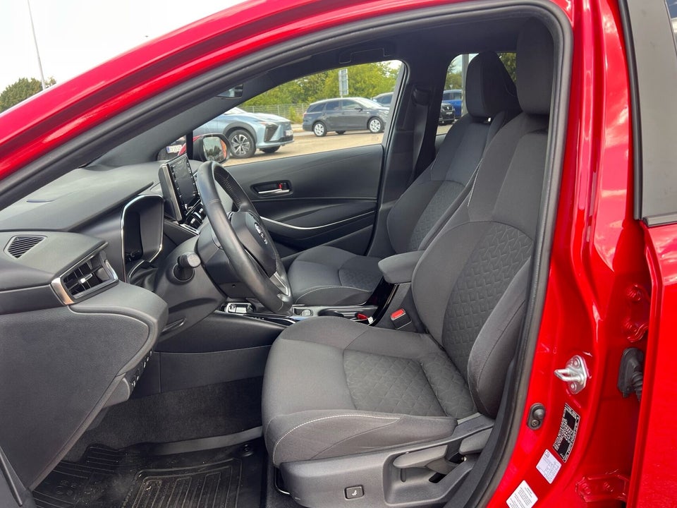 Toyota Corolla 1,8 Hybrid H3 Smart MDS 5d