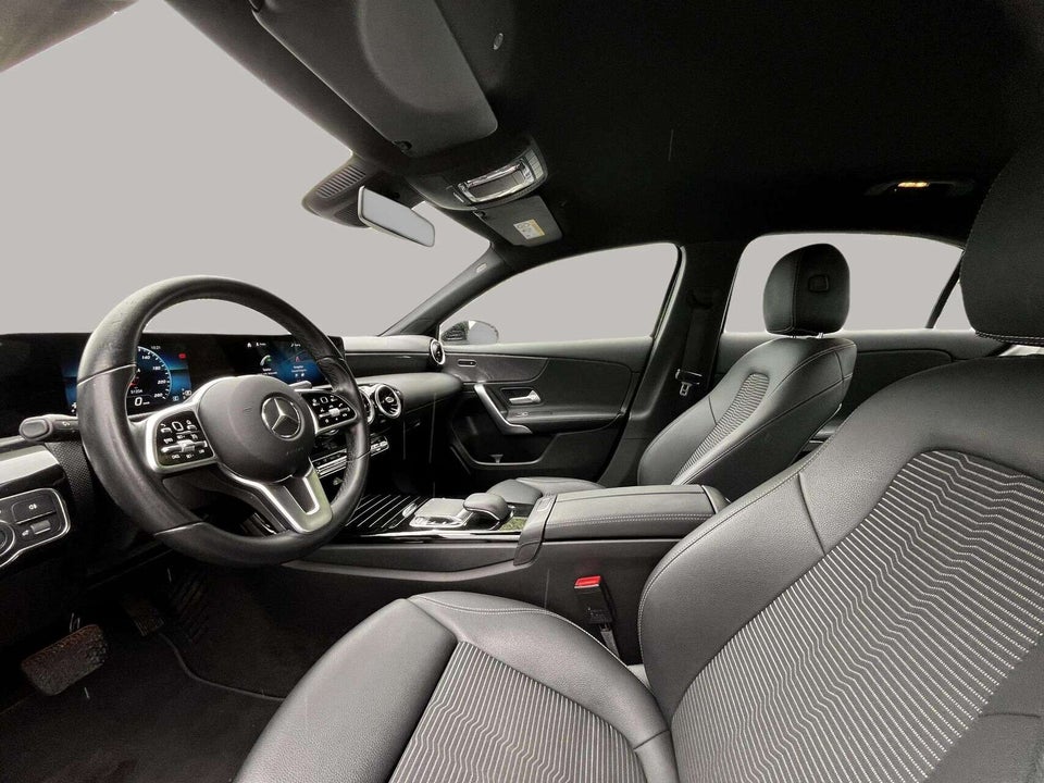 Mercedes A200 1,3 Progressive aut. 4d