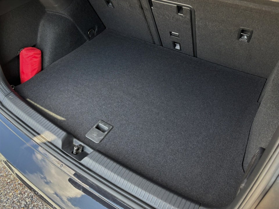 VW Golf VIII 1,4 GTE DSG 5d
