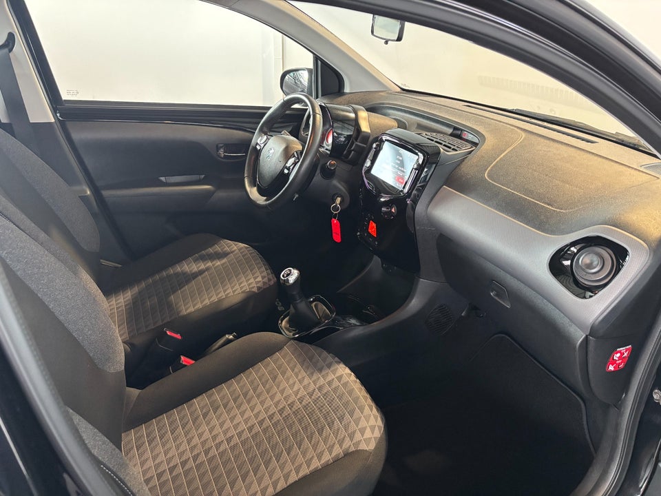 Peugeot 108 1,0 e-VTi 72 Active 5d