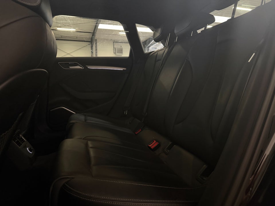 Audi A3 1,4 e-tron Sportback S-tr. 5d