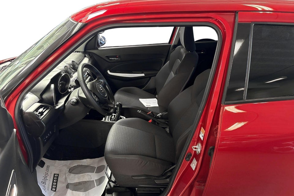 Suzuki Swift 1,2 Dualjet mHybrid Action 5d