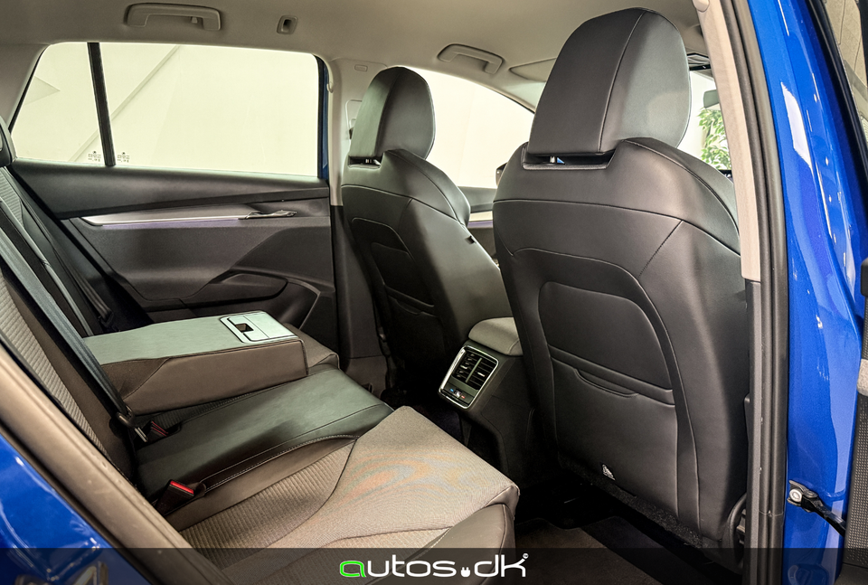 Skoda Enyaq 80 iV Loft 5d