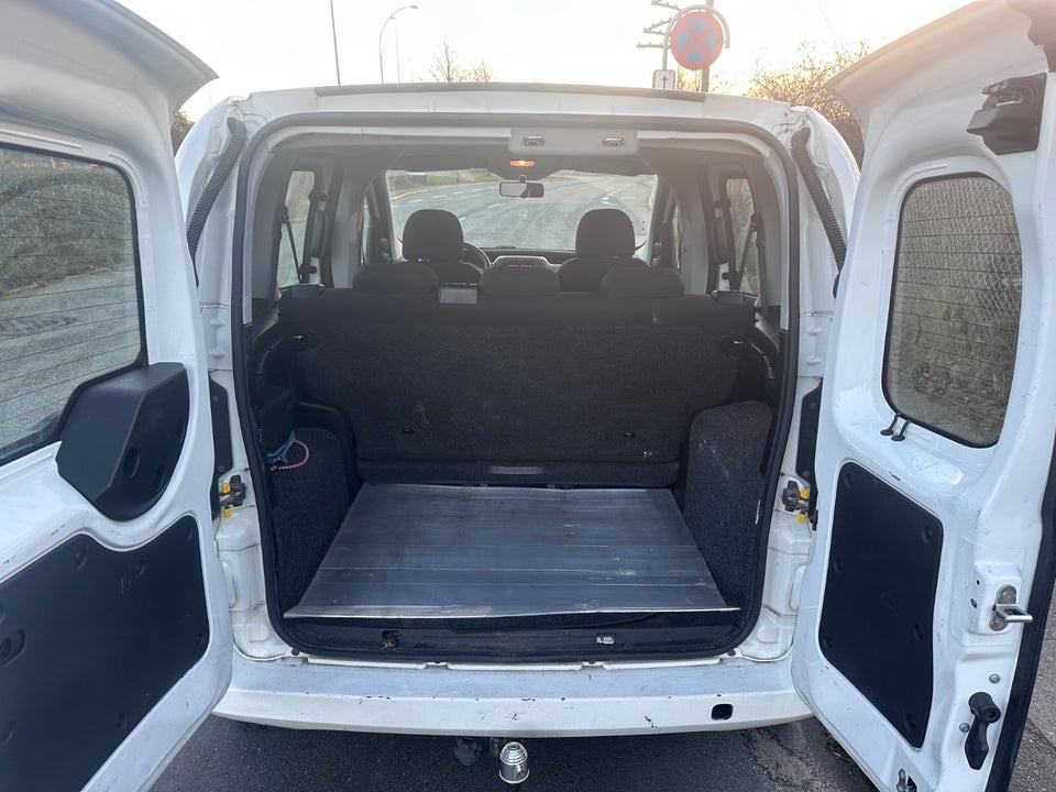 Fiat Qubo 1,3 MJT 75 Active MTA 5d