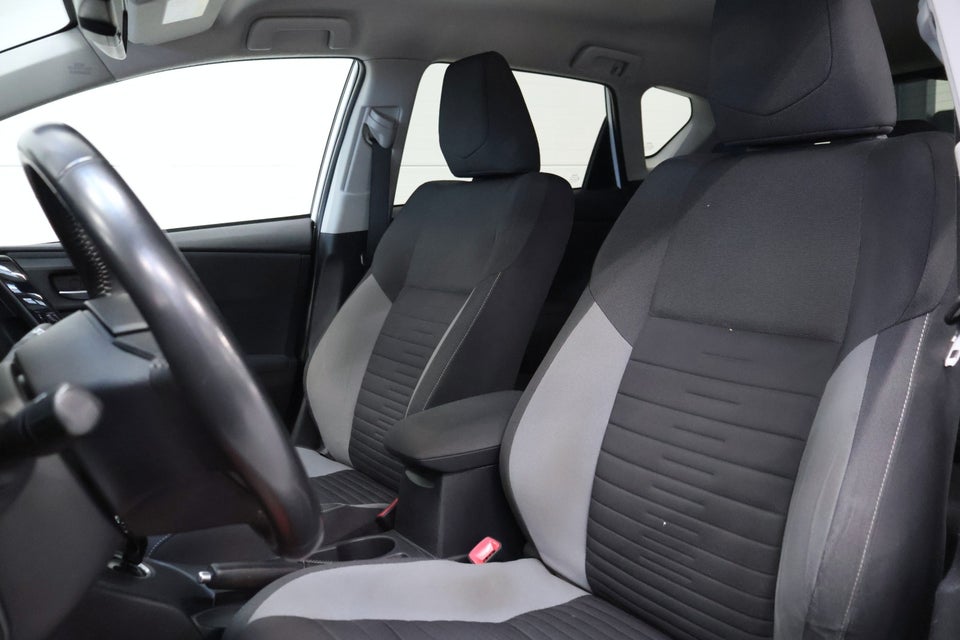 Toyota Auris 1,8 Hybrid H2 Comfort CVT 5d