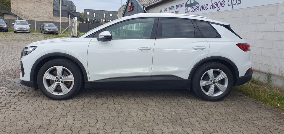 Audi Q4 e-tron 40 Attitude 5d