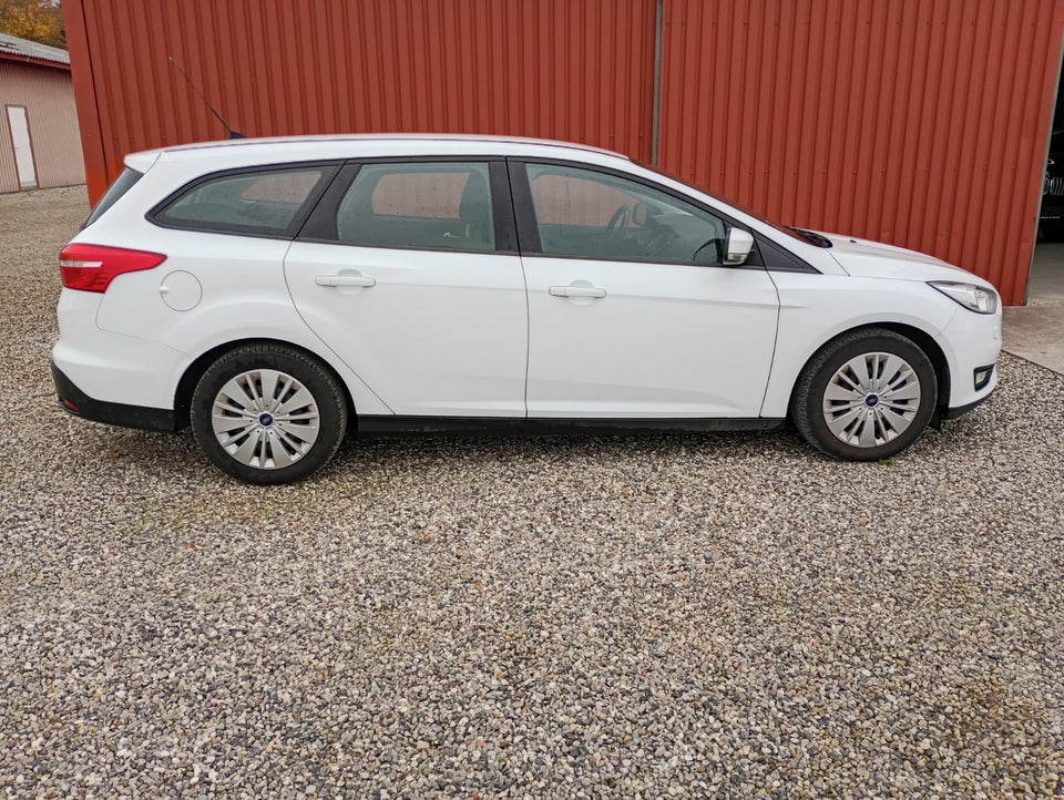 Ford Focus 1,0 SCTi 125 Business stc. 5d