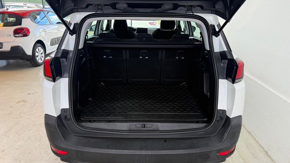 Peugeot 5008 1,2 e-THP 130 Allure EAT6 7prs 5d