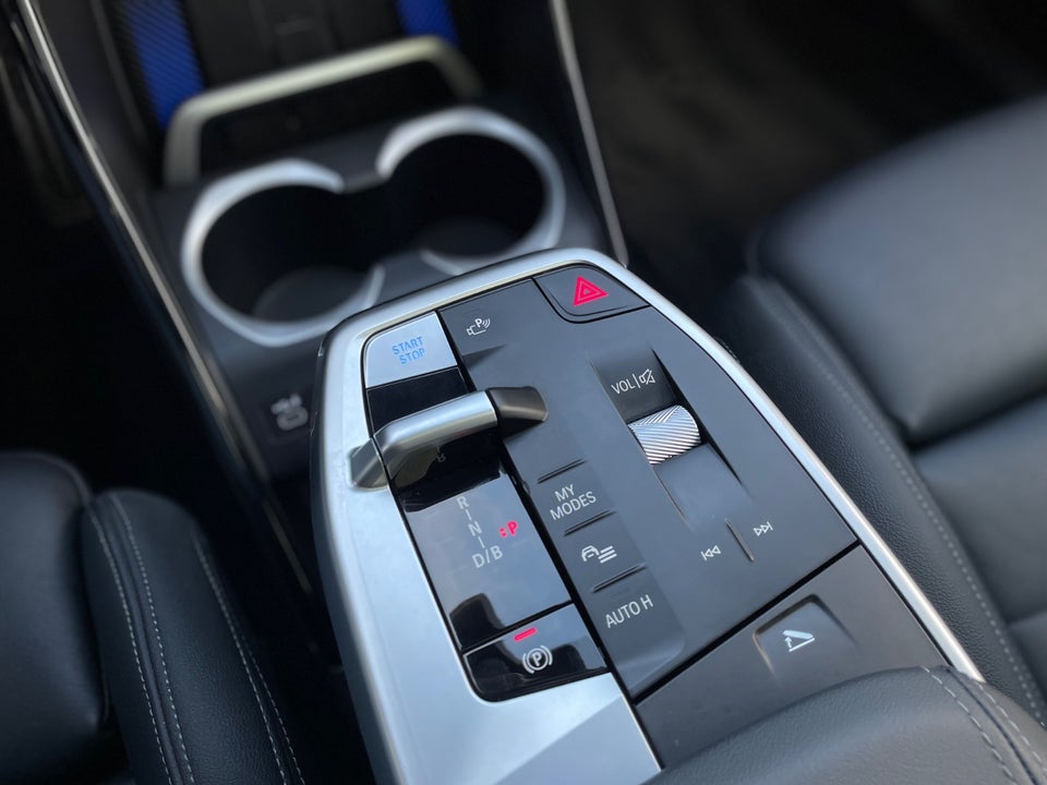 BMW iX2 xDrive30 M-Sport 5d