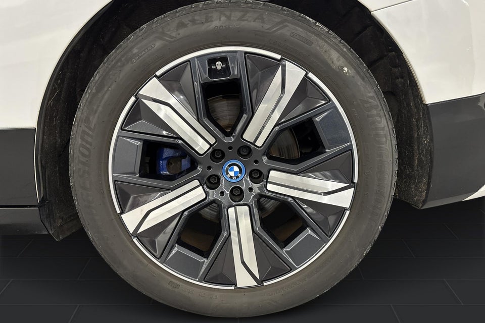 BMW iX xDrive50 Supercharged 5d