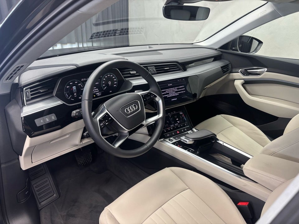 Audi e-tron 55 Advanced quattro 5d