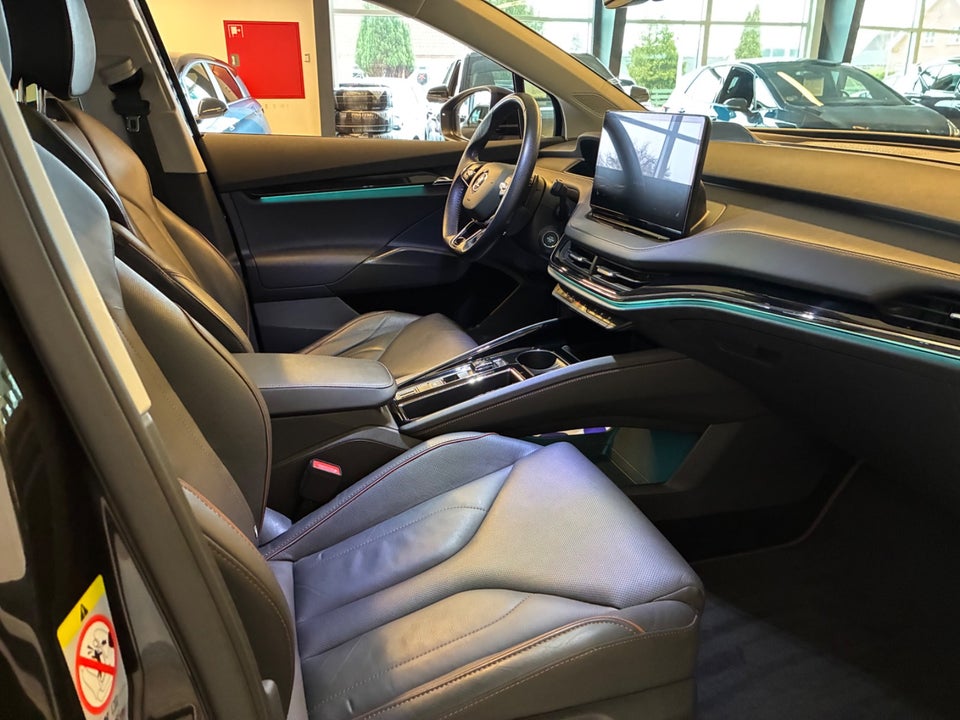 Skoda Enyaq 80 iV Selection Suite 5d