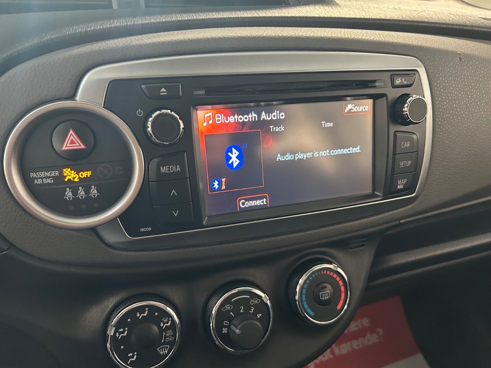 Toyota Yaris 1,3 VVT-i T1 5d