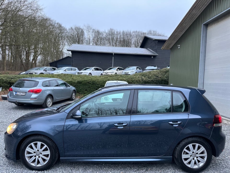 VW Golf VI 1,6 TDi 105 BlueMotion 5d