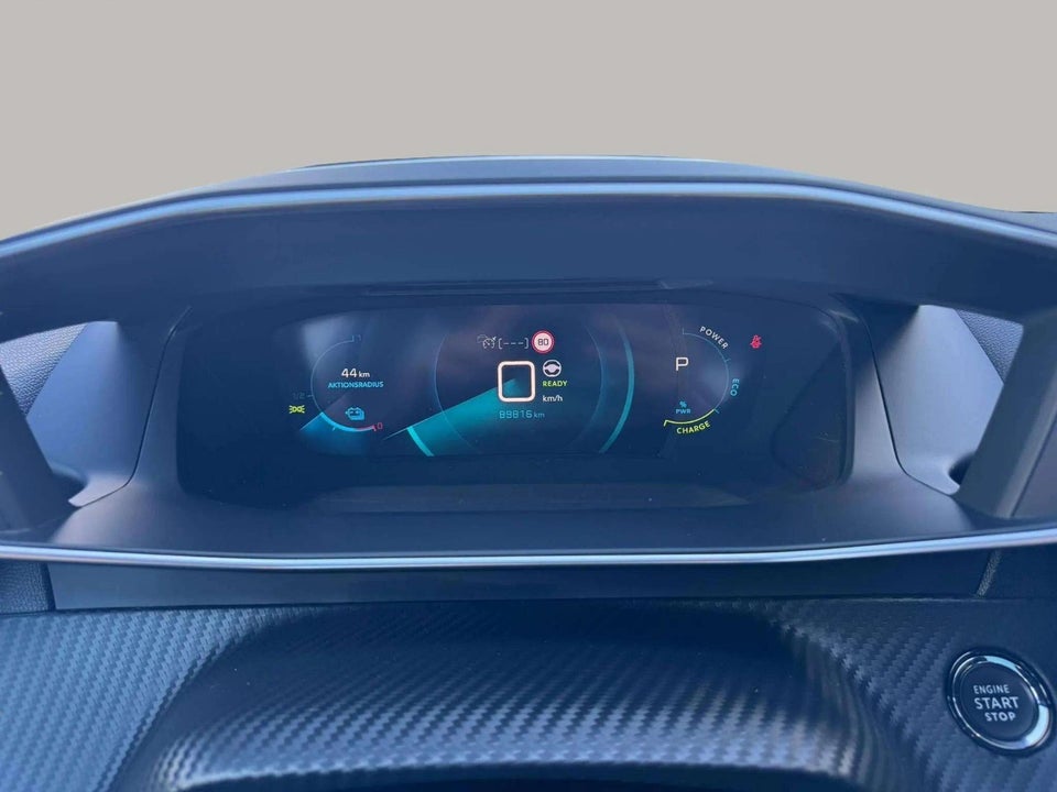 Peugeot e-2008 50 GT 5d