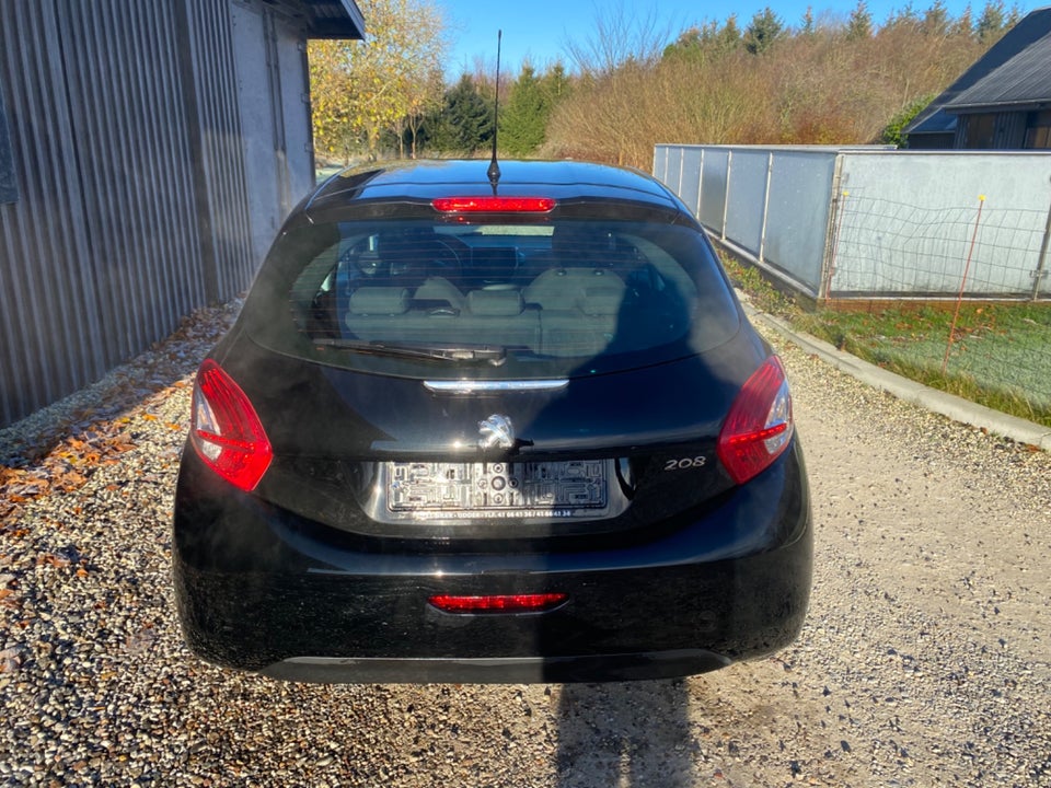 Peugeot 208 1,0 VTi Active 5d