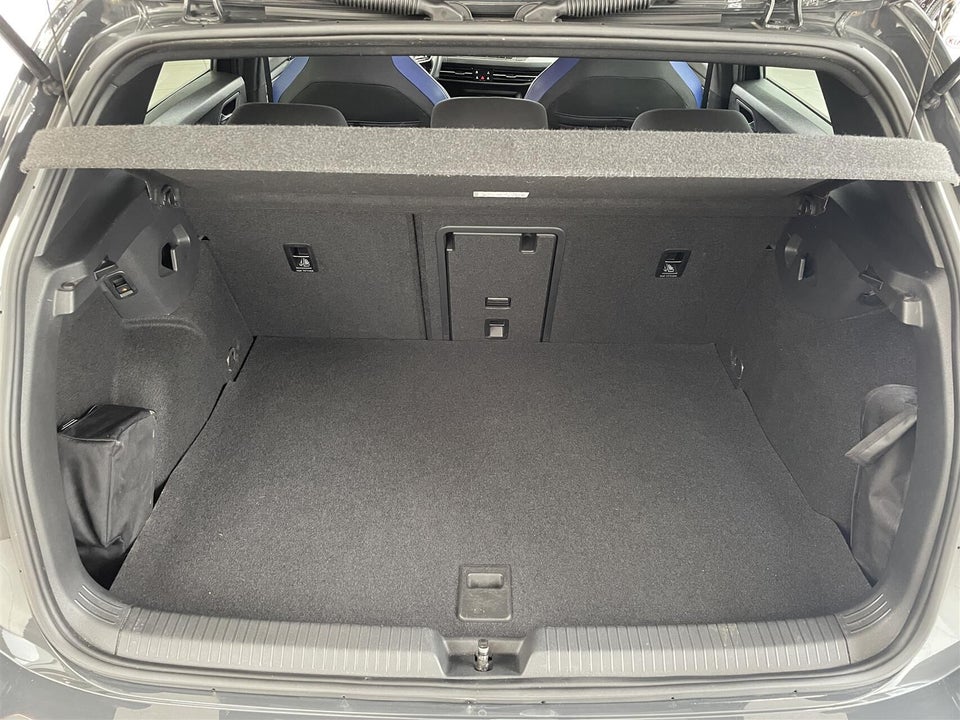 VW Golf VIII 1,4 GTE DSG 5d
