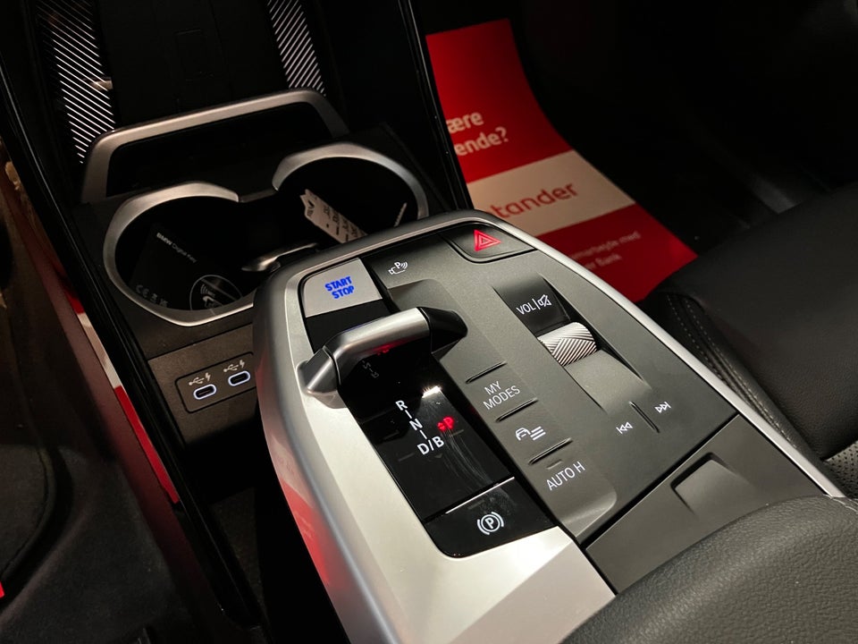 BMW iX1 xDrive30 X-Line 5d