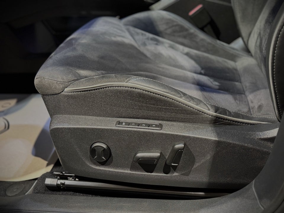 Skoda Enyaq 80 iV Sportline 5d